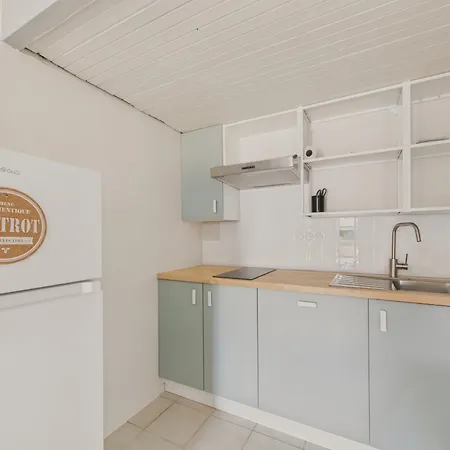 500 M De La Plage, 2 Adultes 2 Enfants *