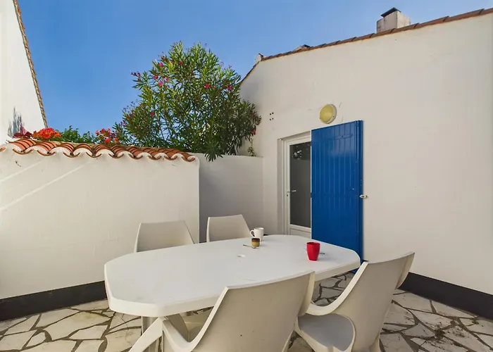 500 M De La Plage, 2 Adultes 2 Enfants